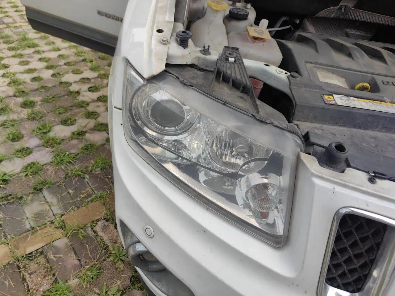 Jeep Compass 2013 2.4L four-wheel drive luxury version — миниатюра 7