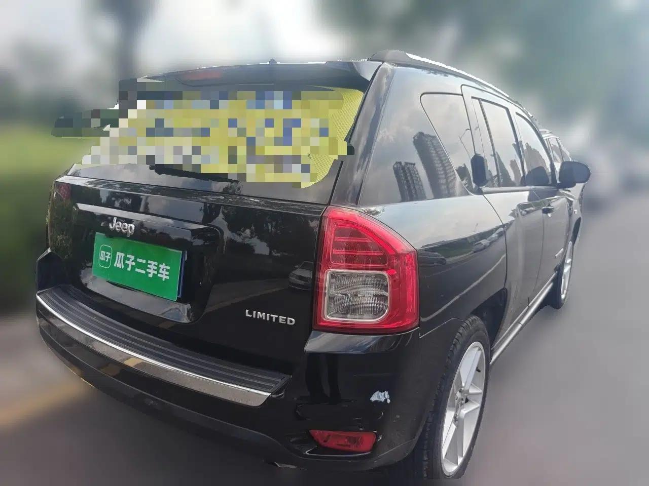 Jeep Compass 2013 2.4L four-wheel drive luxury version — миниатюра 6