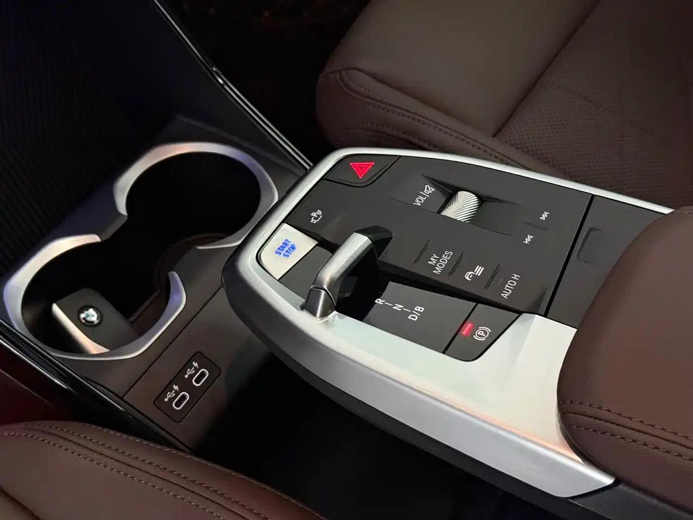BMW iX1 2023 eDrive25L X Design Package — миниатюра 12