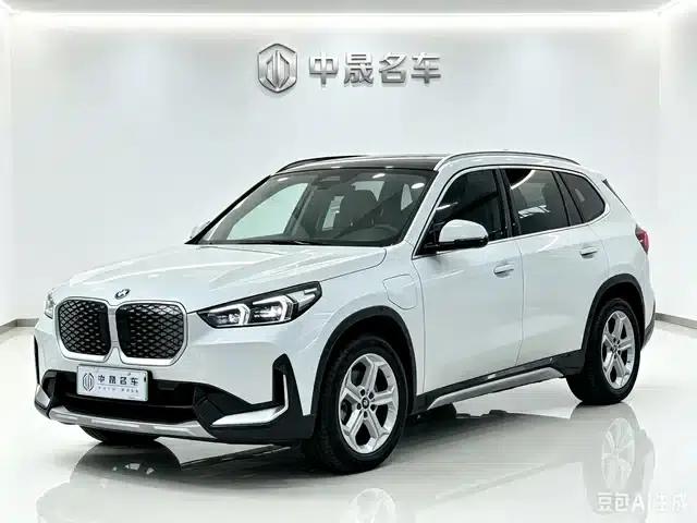 BMW iX1 2023 eDrive25L X Design Package