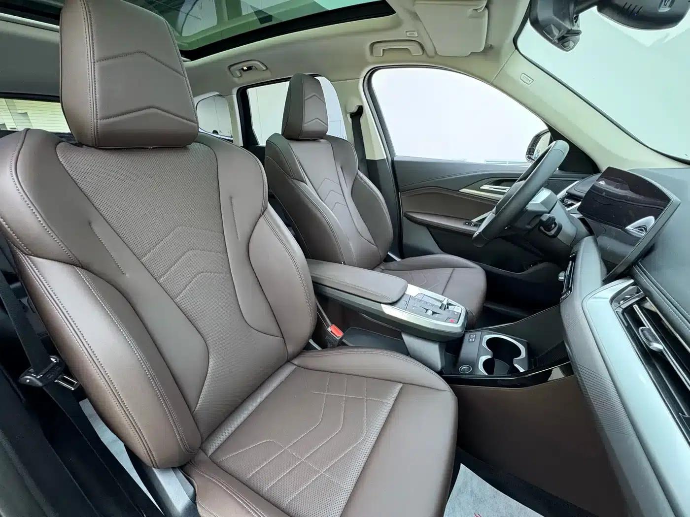 BMW iX1 2023 eDrive25L M Sport Package — миниатюра 14