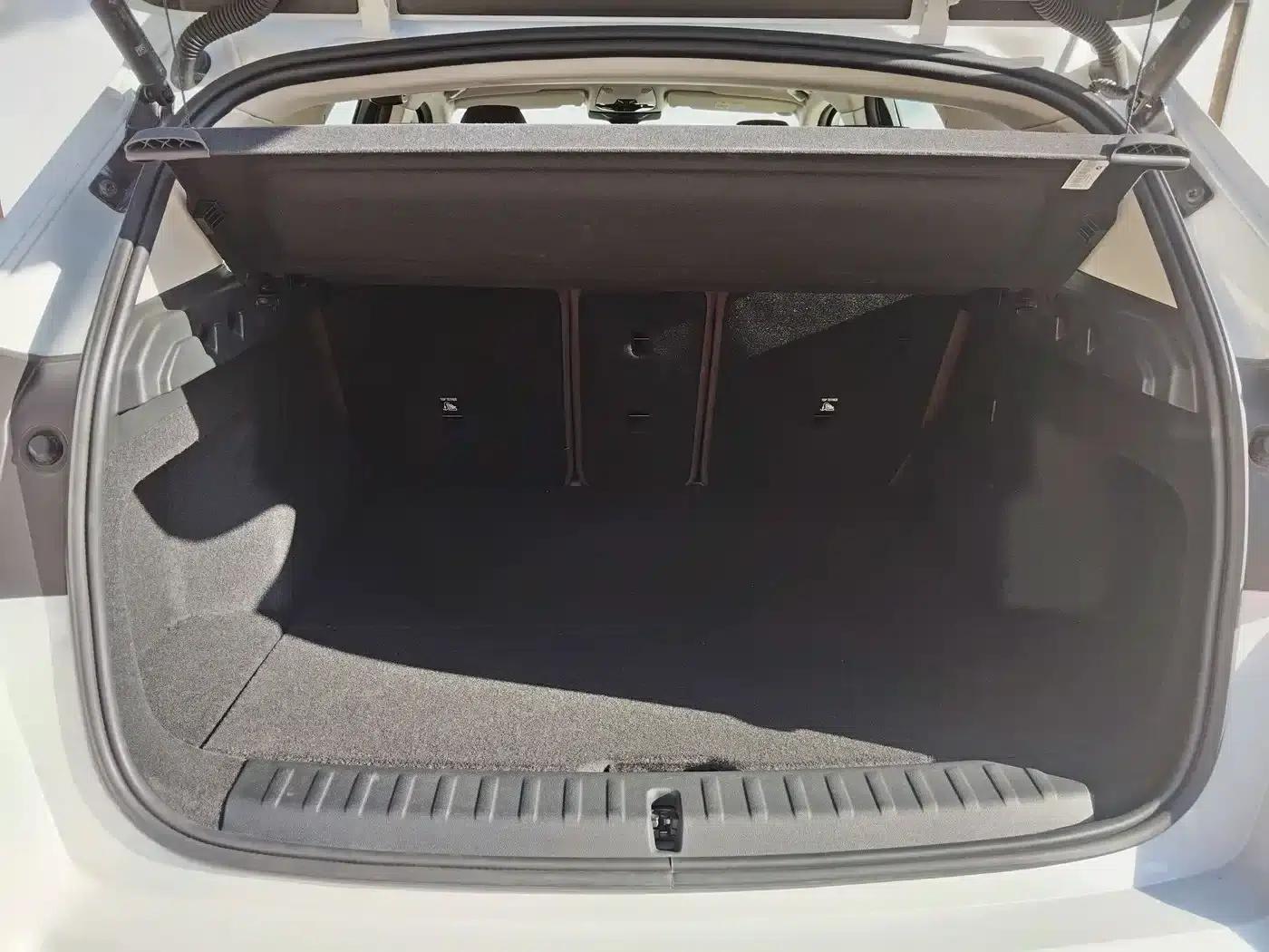 BMW iX1 2025 eDrive25L M Sport Package — миниатюра 9