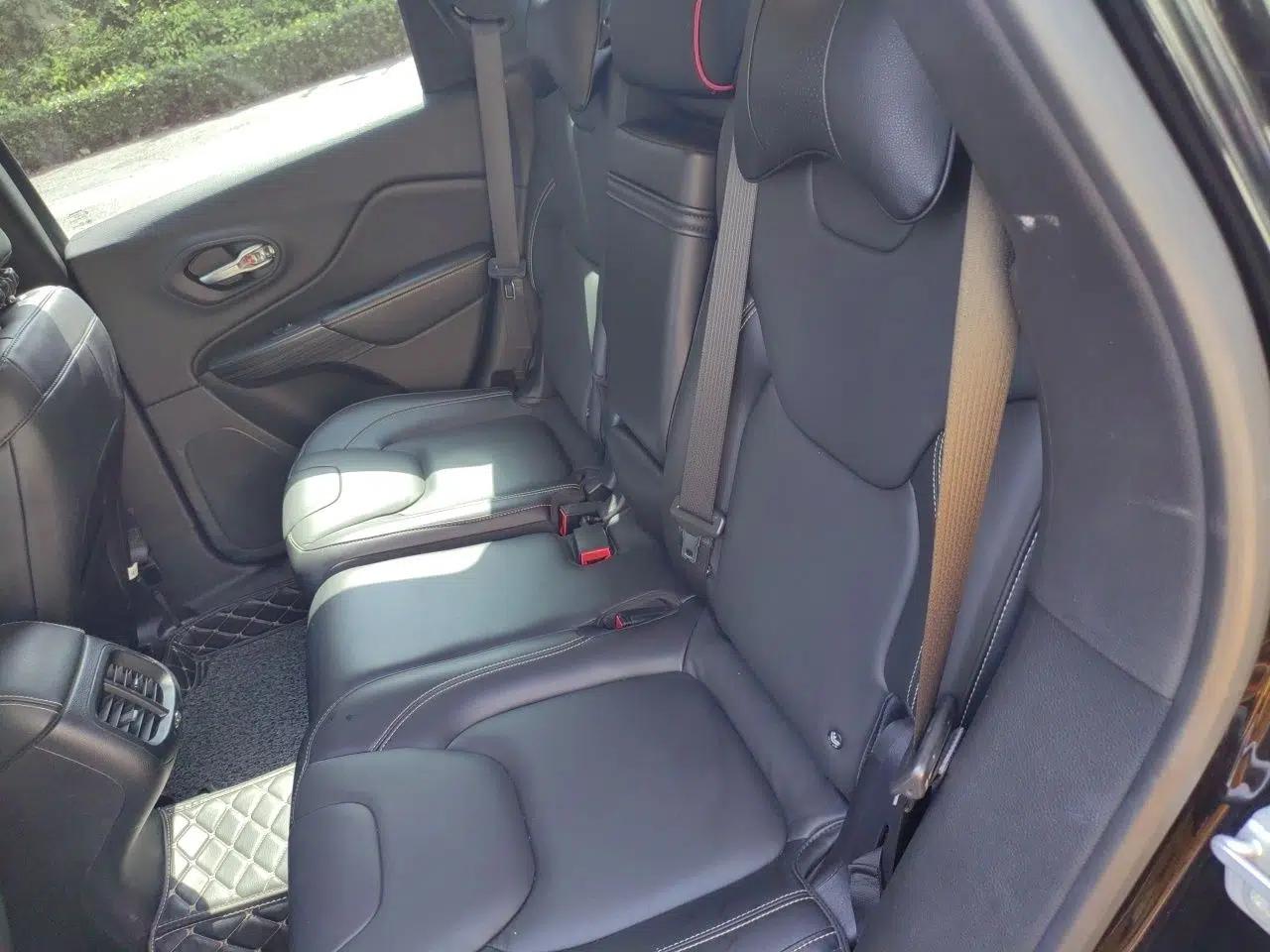 Jeep Cherokee 2016 2.4L Leading Smart Version — миниатюра 14