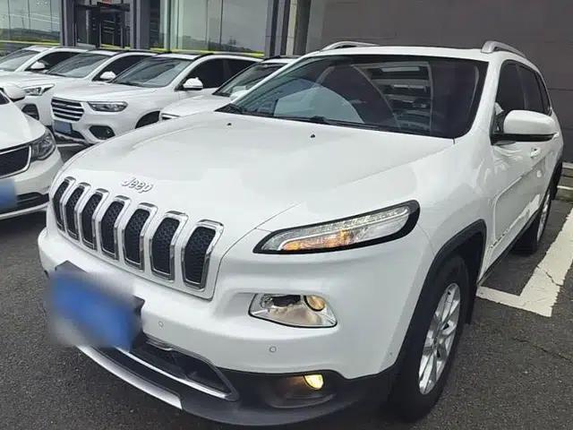 Jeep Cherokee 2016 2.4L Professional Smart Version