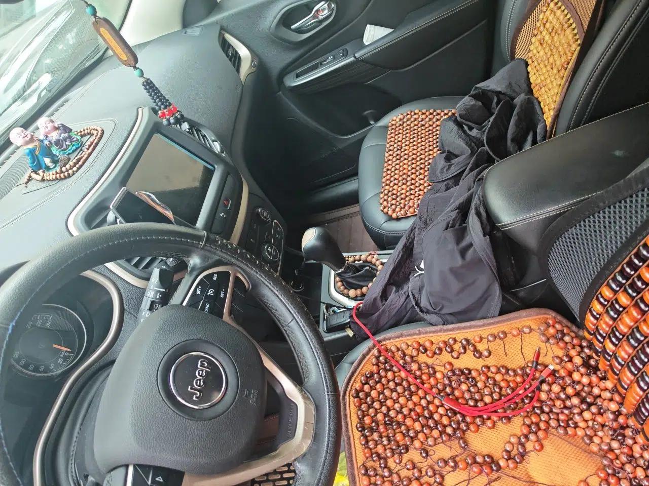 Jeep Cherokee 2016 2.0L Superior Edition — миниатюра 14