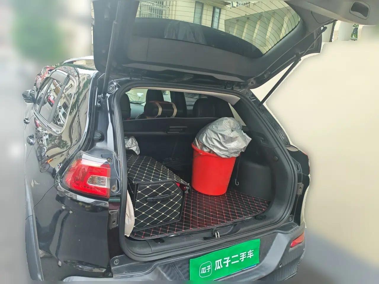 Jeep Cherokee 2016 2.0L Superior Edition — миниатюра 19