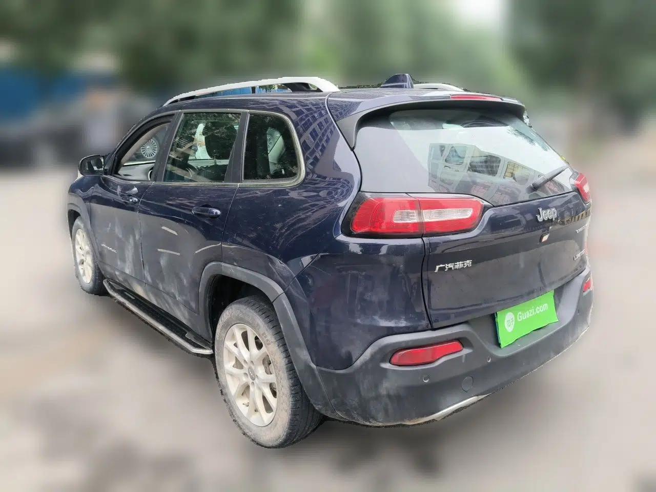 Jeep Cherokee 2017 2.0L Superior Edition — миниатюра 4