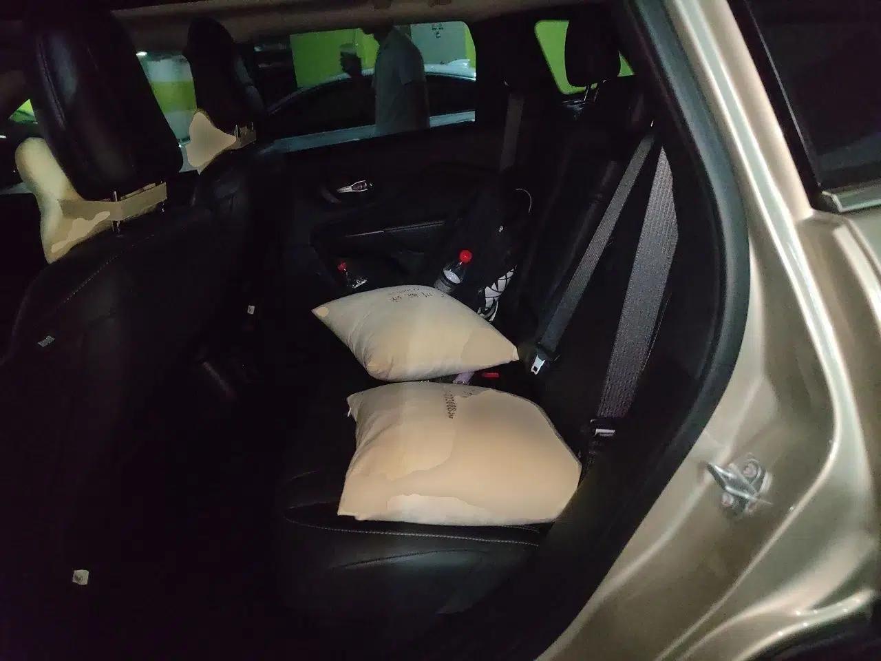 Jeep Cherokee 2016 2.4L Leading Smart Version — миниатюра 17