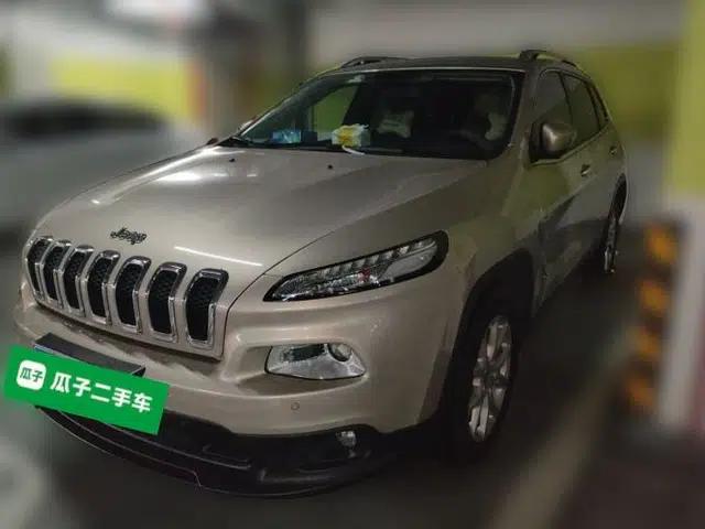 Jeep Cherokee 2016 2.4L Leading Smart Version