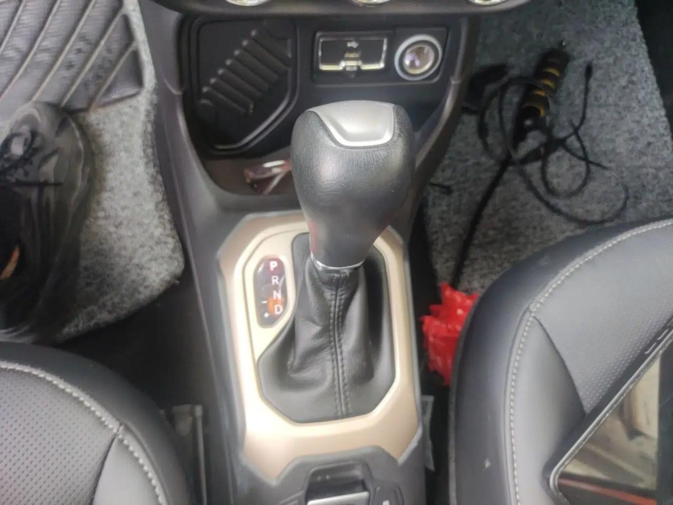 Jeep Renegade 2016 1.4T Automatic Jingneng Edition — миниатюра 16