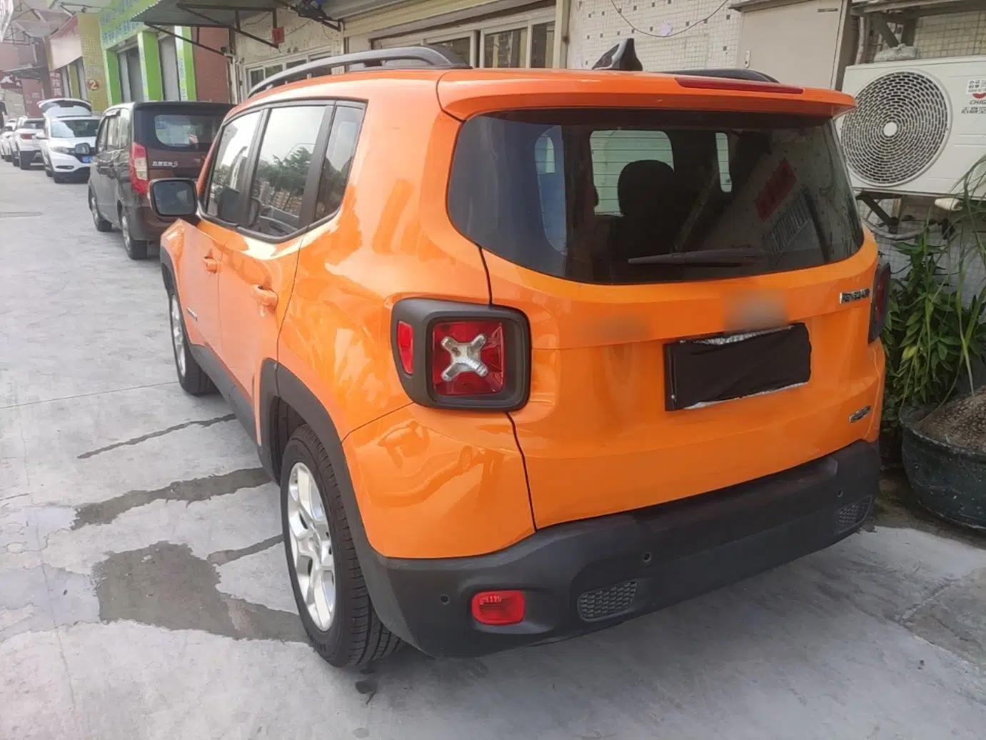 Jeep Renegade 2016 1.4T Automatic Jingneng Edition — миниатюра 4