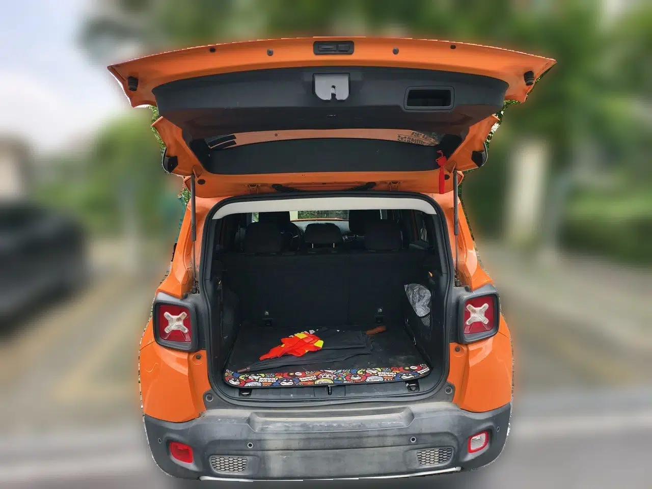 Jeep Renegade 2016 1.4T Automatic Jingneng Version+ — миниатюра 16