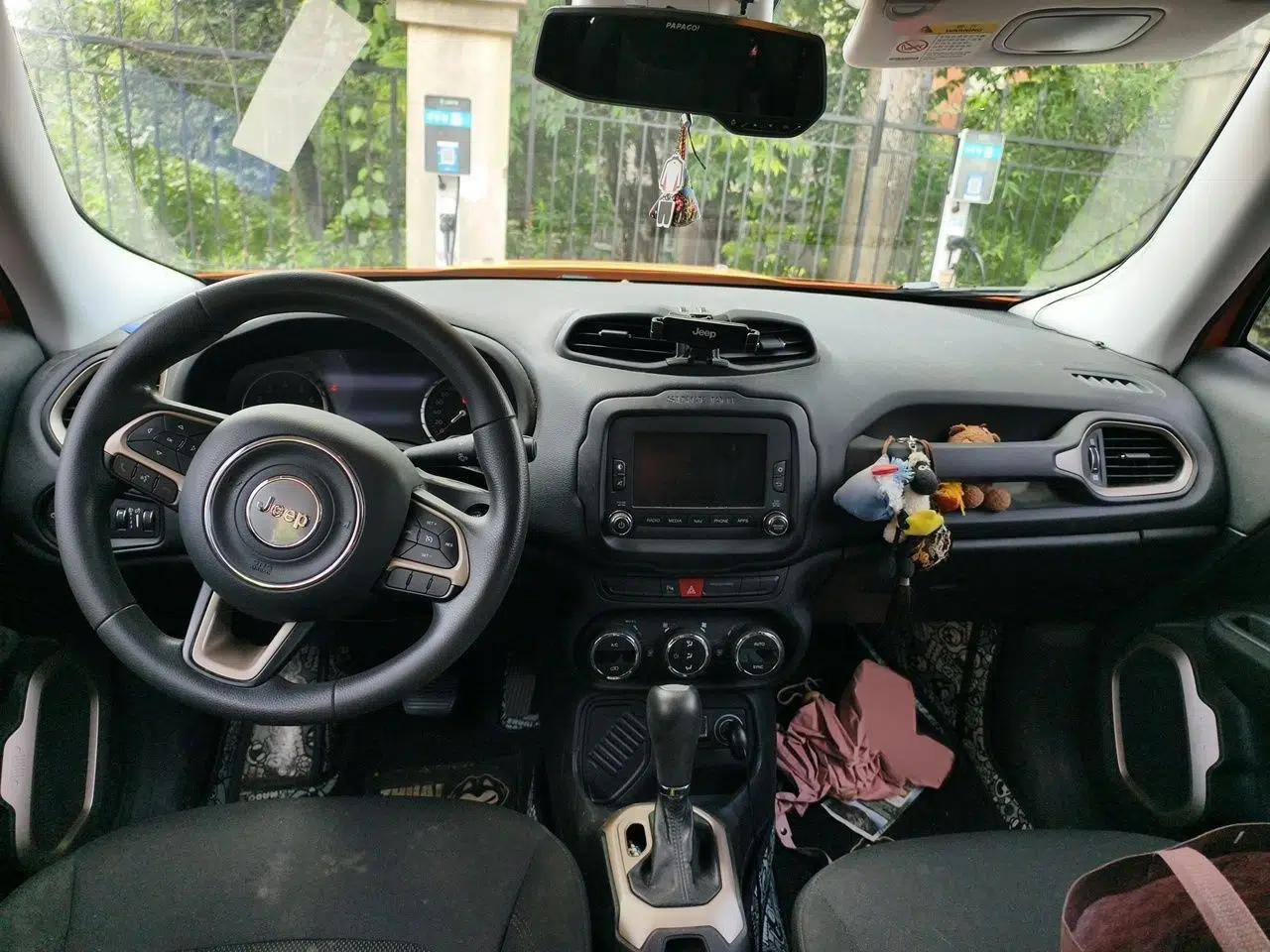 Jeep Renegade 2016 1.4T Automatic Jingneng Version+ — миниатюра 18