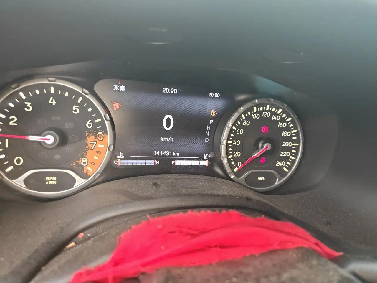 Jeep Renegade 2016 1.4T Automatic Jingneng Version+ — миниатюра 12