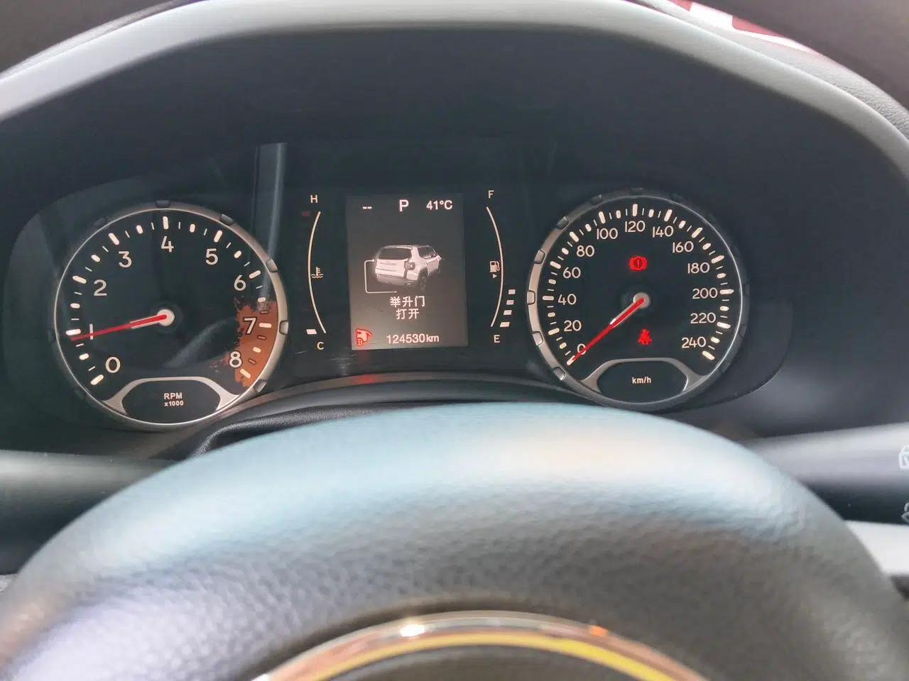 Jeep Renegade 2016 1.4T Automatic Jingneng Edition — миниатюра 11