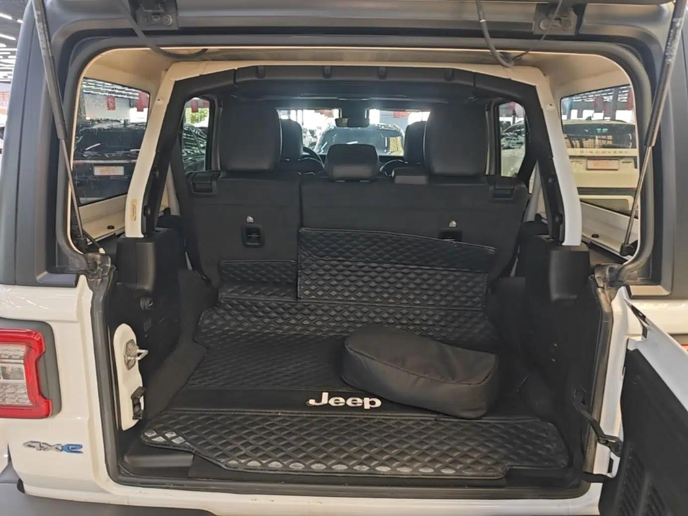 Jeep Wrangler New Energy 2021 Four-Door 2.0T 4xe Sahara — миниатюра 22