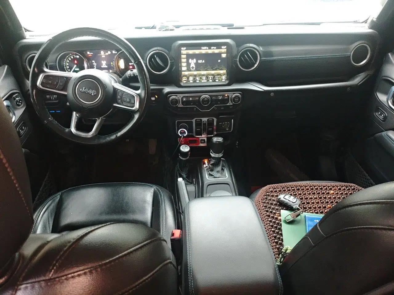 Jeep Wrangler New Energy 2021 Four-Door 2.0T 4xe Robin Hood — миниатюра 9
