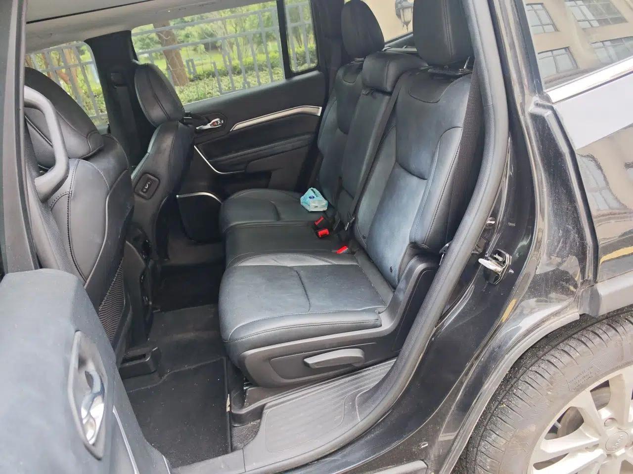 Jeep Grand Commander 2020 2.0T Four-Wheel Drive Elite Edition — миниатюра 17