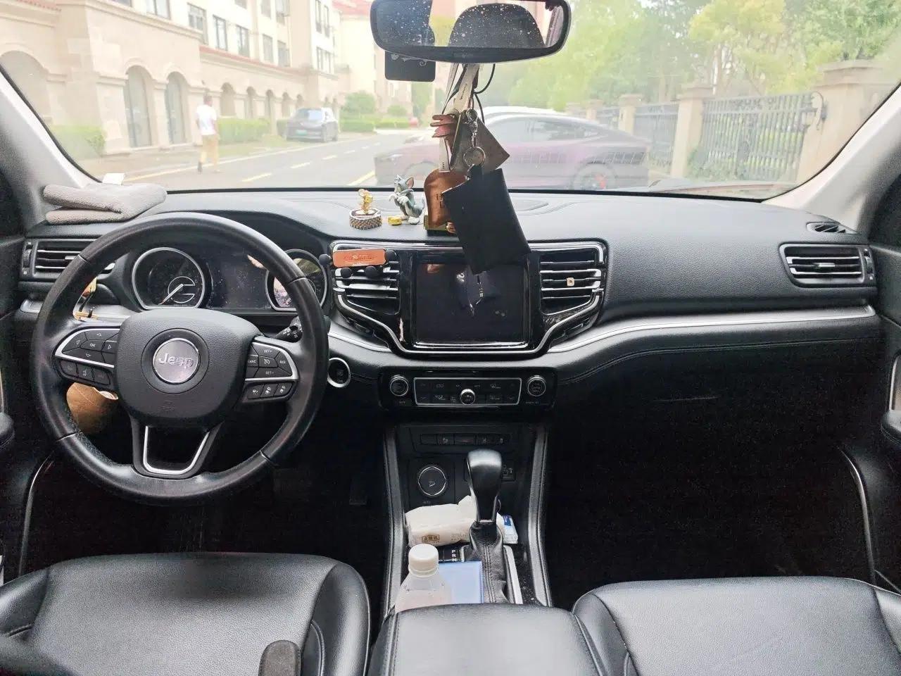 Jeep Grand Commander 2020 2.0T Four-Wheel Drive Elite Edition — миниатюра 9