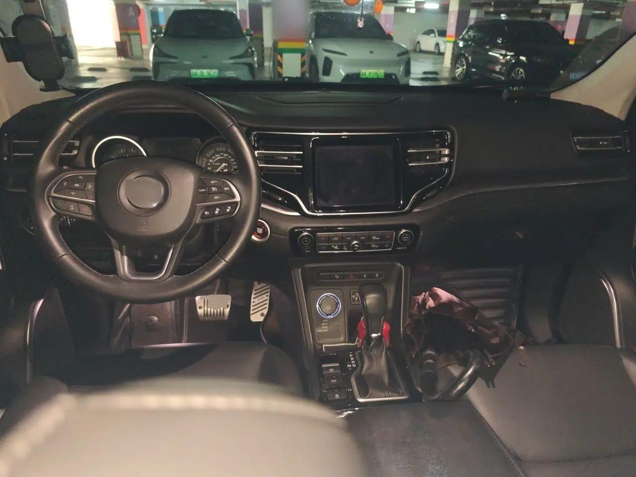 Jeep Grand Commander 2018 2.0T Four-Wheel Drive Prestige Edition China V — миниатюра 9