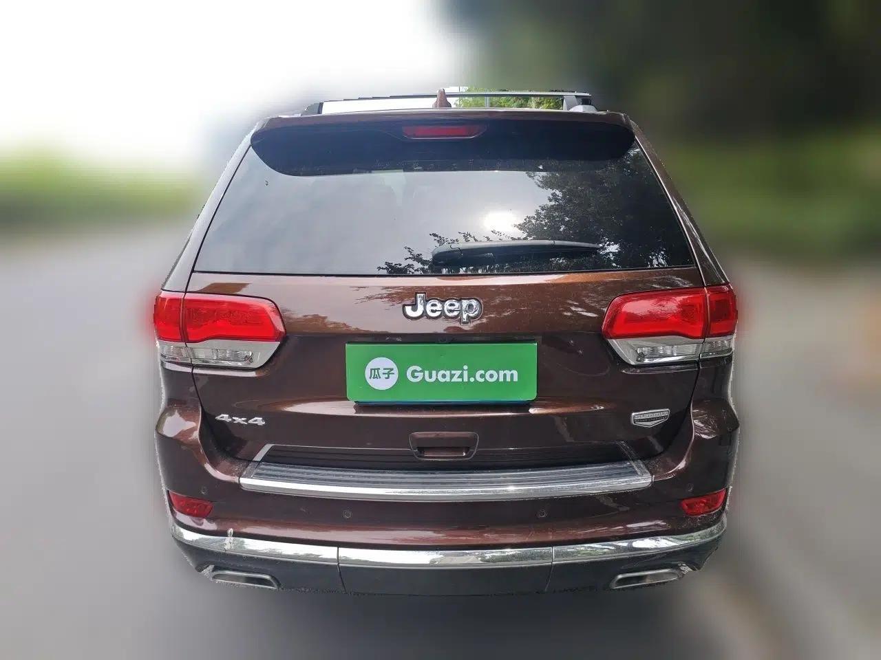 Jeep Grand Cherokee 2014 5.7L Flagship Prestige Edition — миниатюра 5