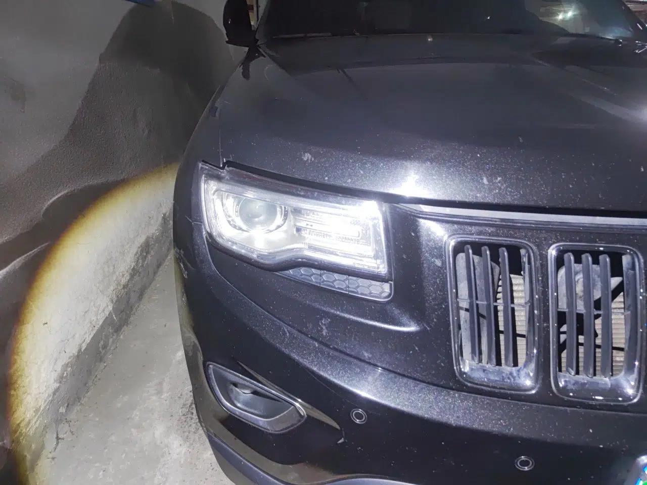 Jeep Grand Cherokee 2014 3.0L Comfort Navigation Edition — миниатюра 7
