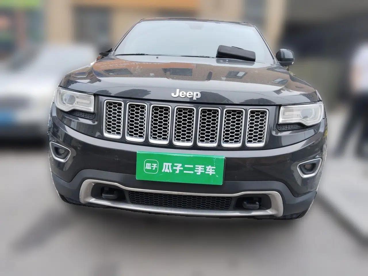 Jeep Grand Cherokee 2016 3.0L Elite Navigation Edition — миниатюра 2
