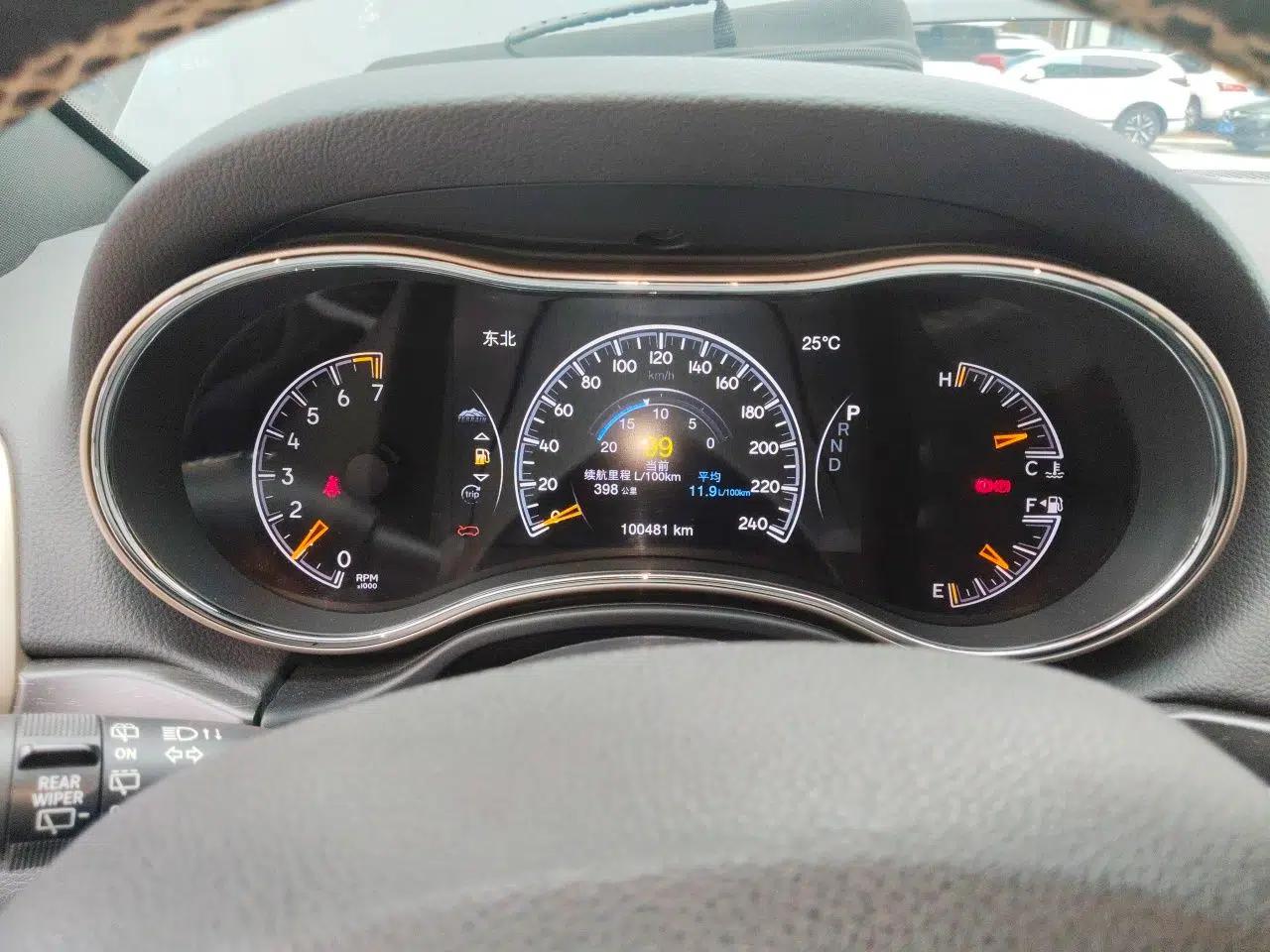 Jeep Grand Cherokee 2016 3.0L Elite Navigation Edition — миниатюра 11