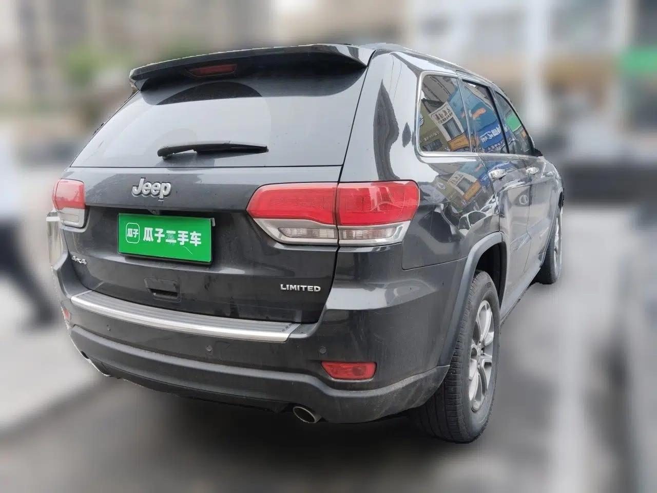 Jeep Grand Cherokee 2016 3.0L Elite Navigation Edition — миниатюра 6