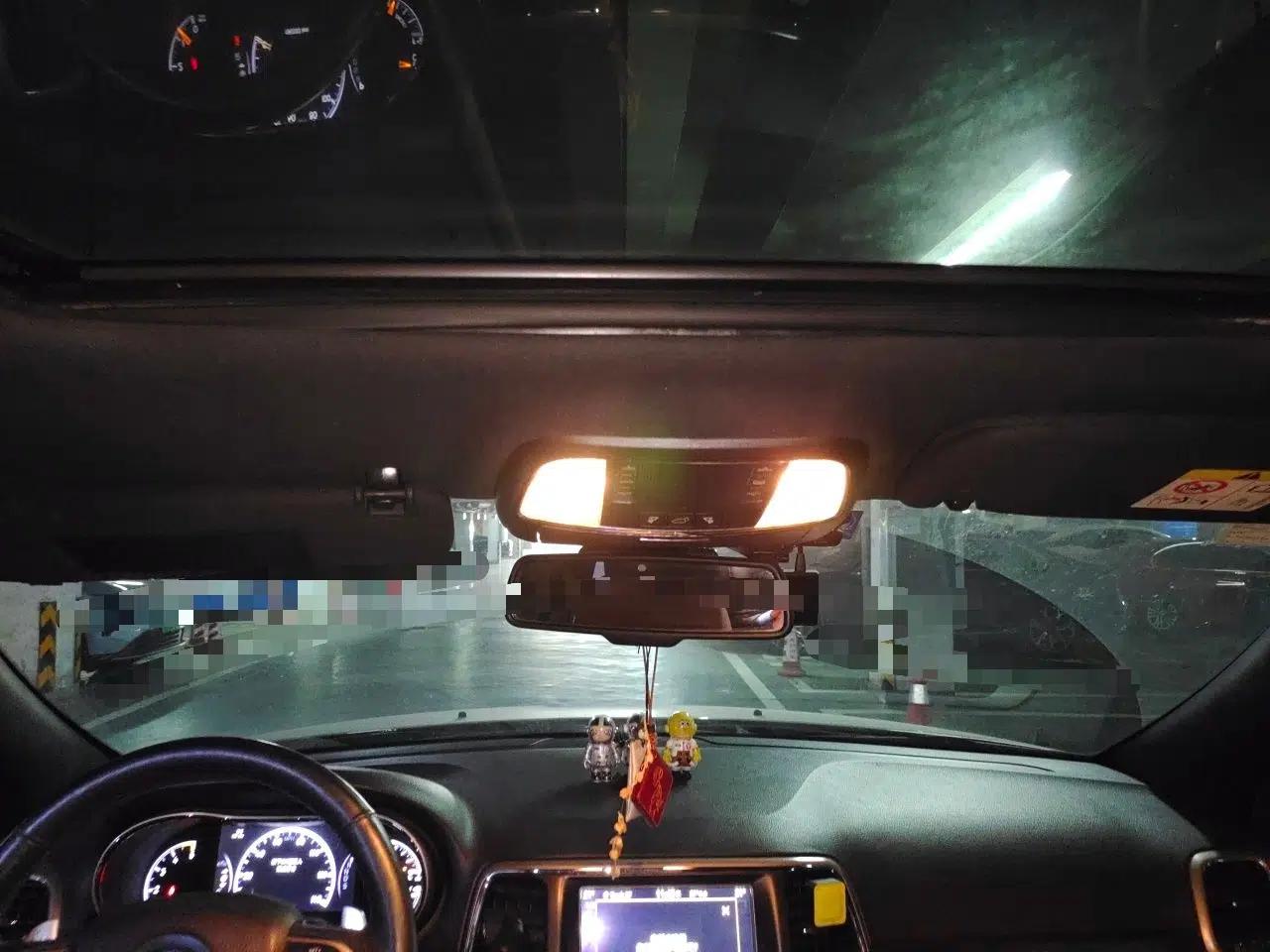 Jeep Grand Cherokee 2014 3.0TD Diesel Comfort Navigation Version — миниатюра 18