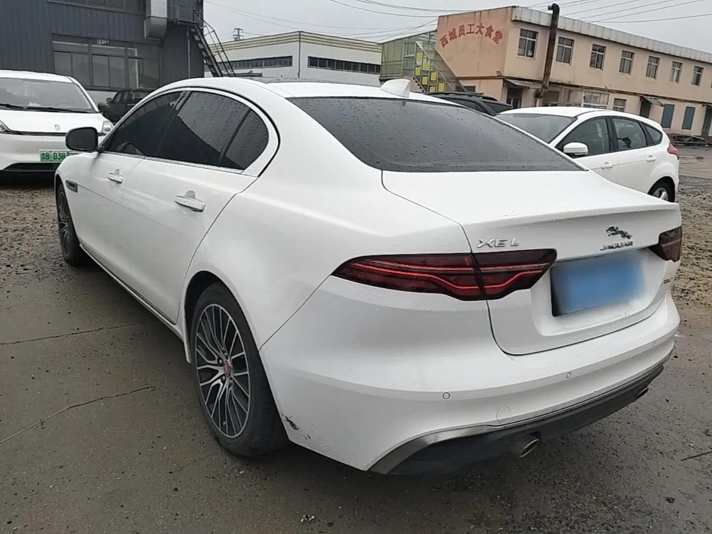 Jaguar XEL 2021 2.0T 250 PS S Progressive Elegance Edition — миниатюра 4