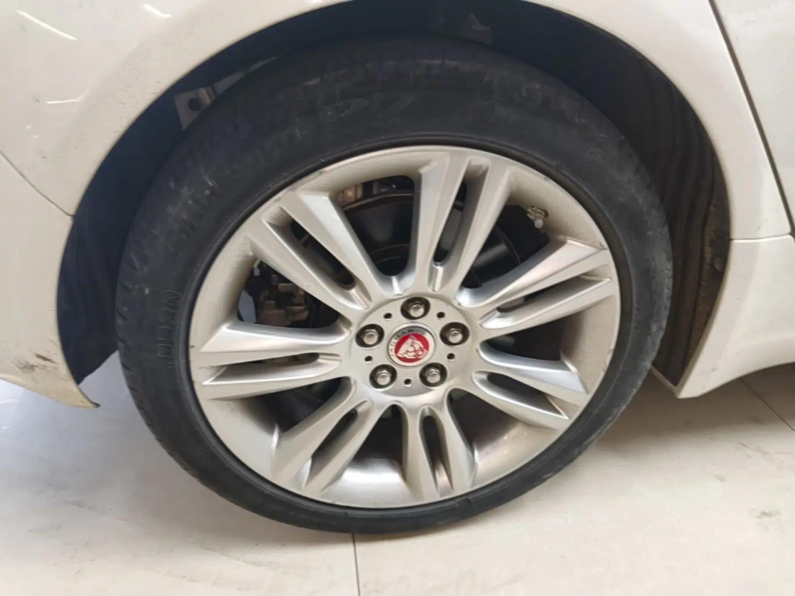 Jaguar XEL 2019 2.0T 200 PS Deluxe Edition — миниатюра 11