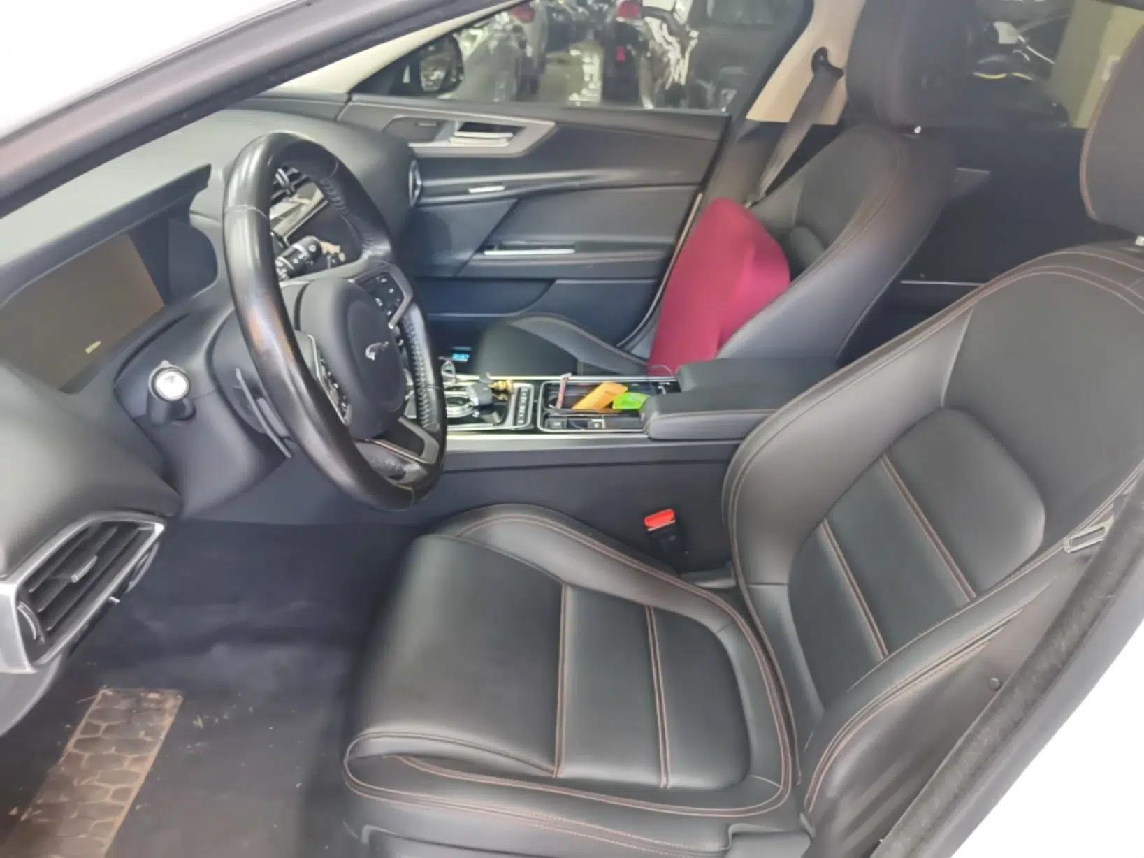 Jaguar XEL 2019 2.0T 200 PS Deluxe Edition — миниатюра 22
