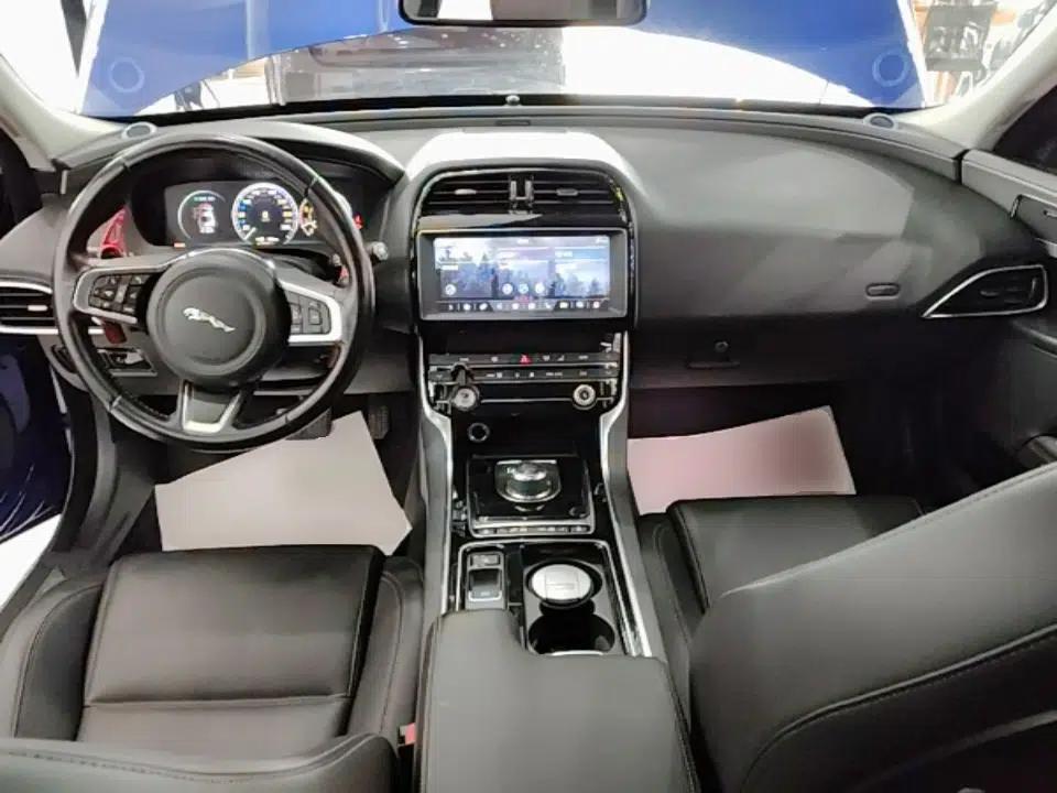 Jaguar XEL 2019 2.0T 200 PS Deluxe Edition — миниатюра 12
