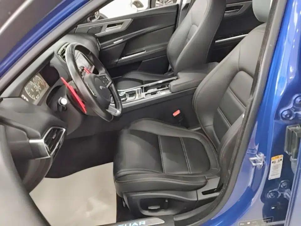 Jaguar XEL 2019 2.0T 200 PS Deluxe Edition — миниатюра 17