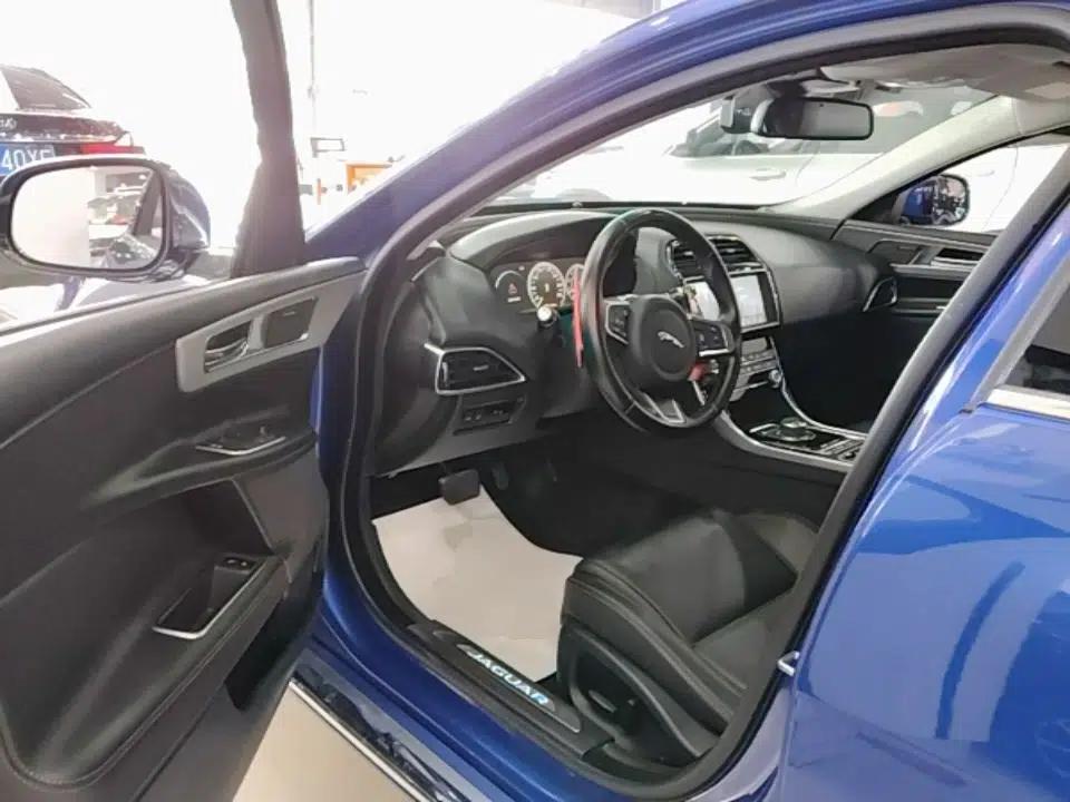 Jaguar XEL 2019 2.0T 200 PS Deluxe Edition — миниатюра 18