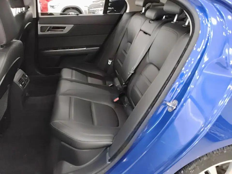 Jaguar XEL 2019 2.0T 200 PS Deluxe Edition — миниатюра 20