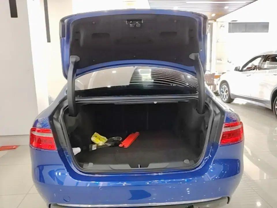 Jaguar XEL 2019 2.0T 200 PS Deluxe Edition — миниатюра 22