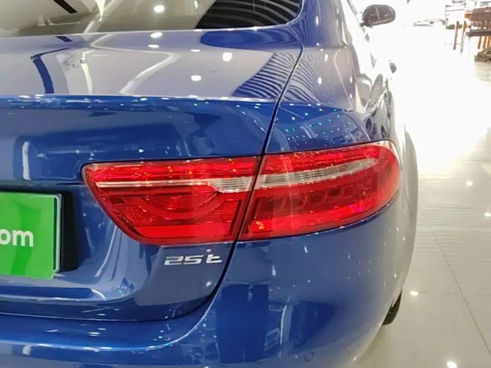 Jaguar XEL 2019 2.0T 200 PS Deluxe Edition — миниатюра 9