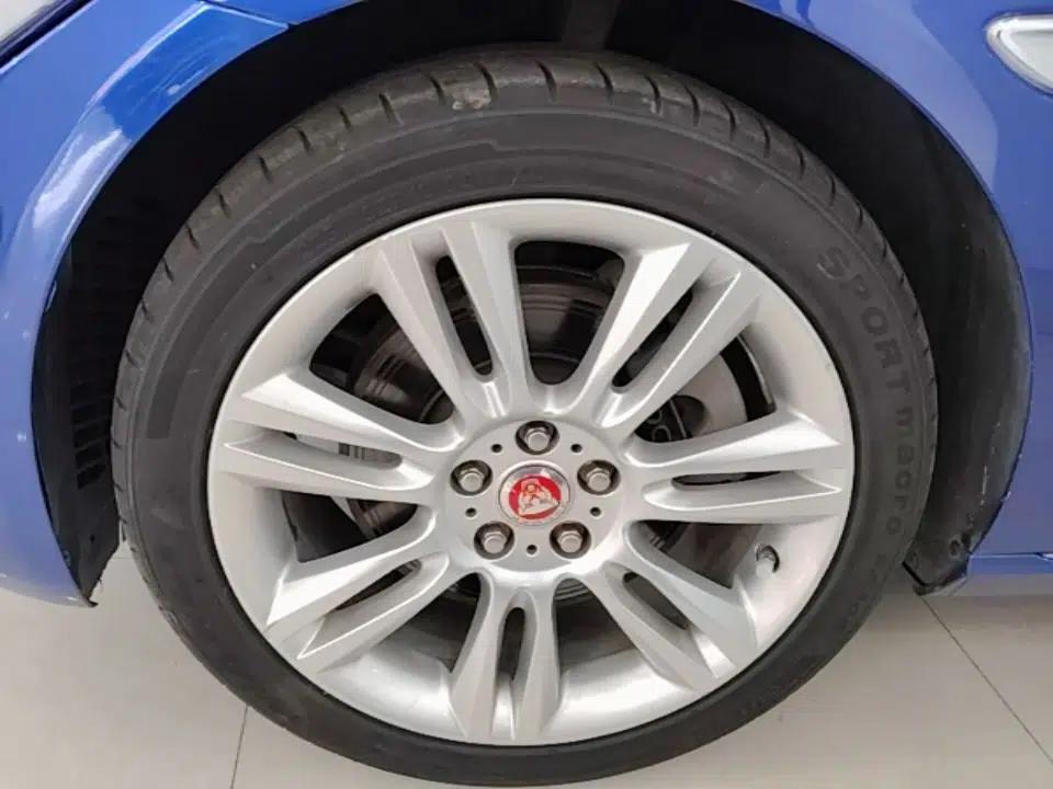 Jaguar XEL 2019 2.0T 200 PS Deluxe Edition — миниатюра 10
