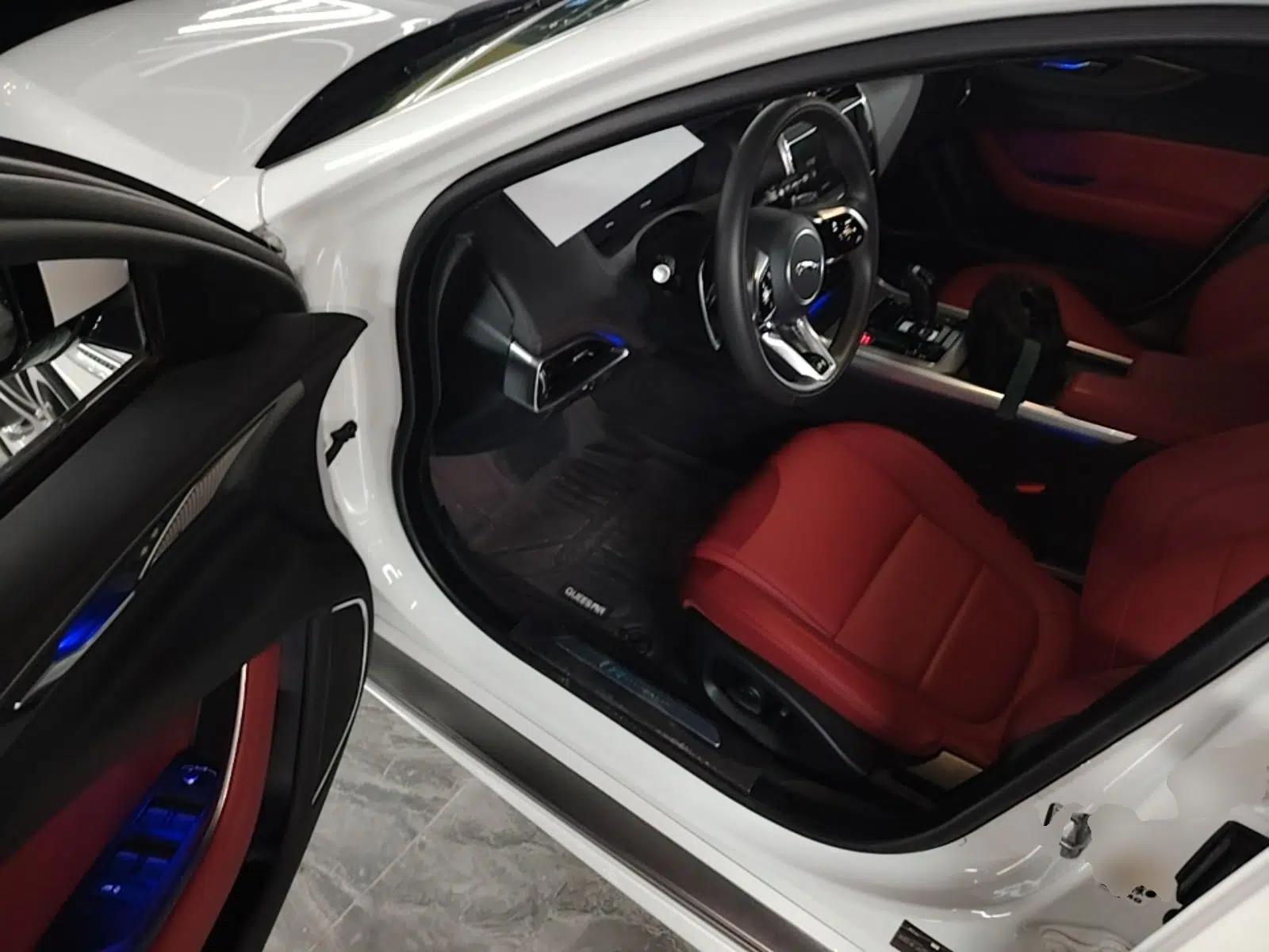 Jaguar XEL 2024 2.0T 250 PS R-DYNAMIC S Advanced Sport Edition — миниатюра 18