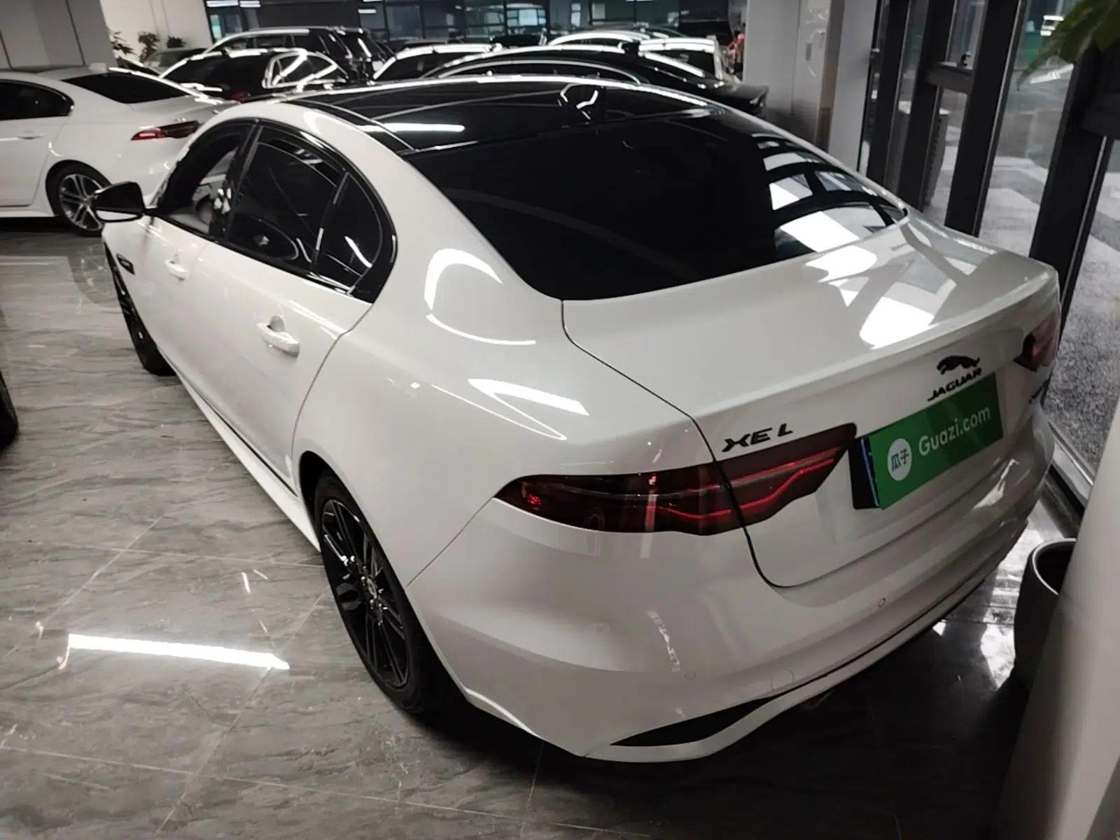 Jaguar XEL 2024 2.0T 250 PS R-DYNAMIC S Ebony Black Sport Edition — миниатюра 4
