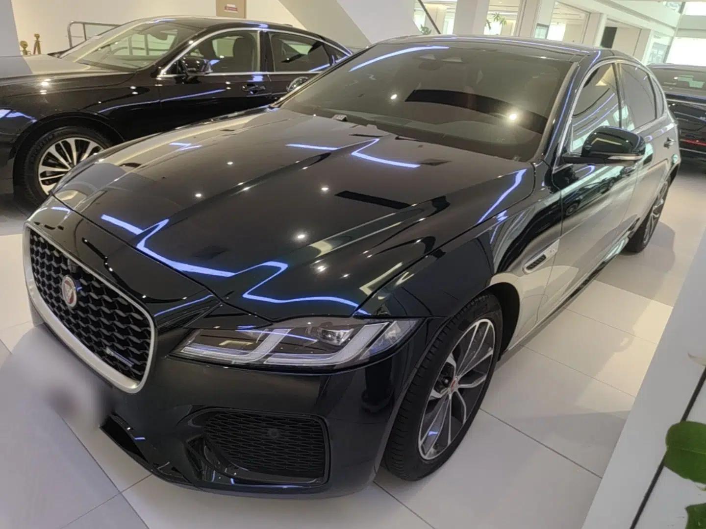 Jaguar XFL 2023 XFL 2.0T P250 Two-Wheel-Drive Elite Sport Edition — миниатюра 1