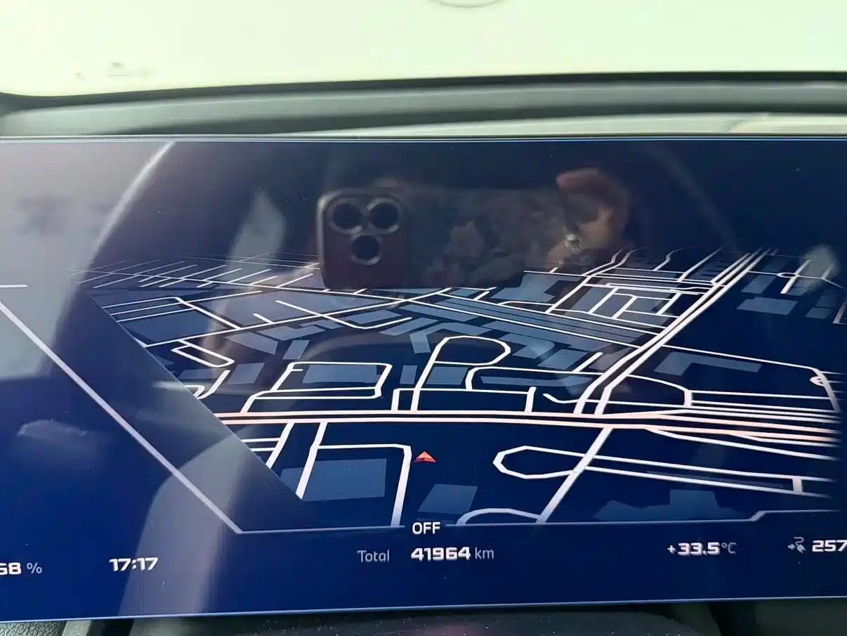 BMW iX 2023 xDrive40 — миниатюра 16