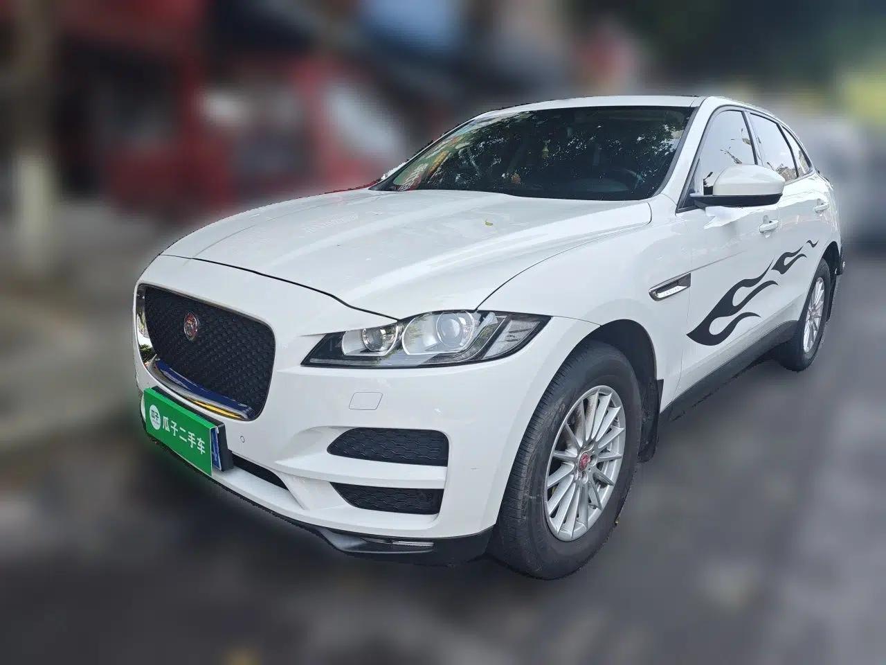 Jaguar F-PACE 2016 2.0T Two-Wheel Drive Urban Luxury Edition — миниатюра 1