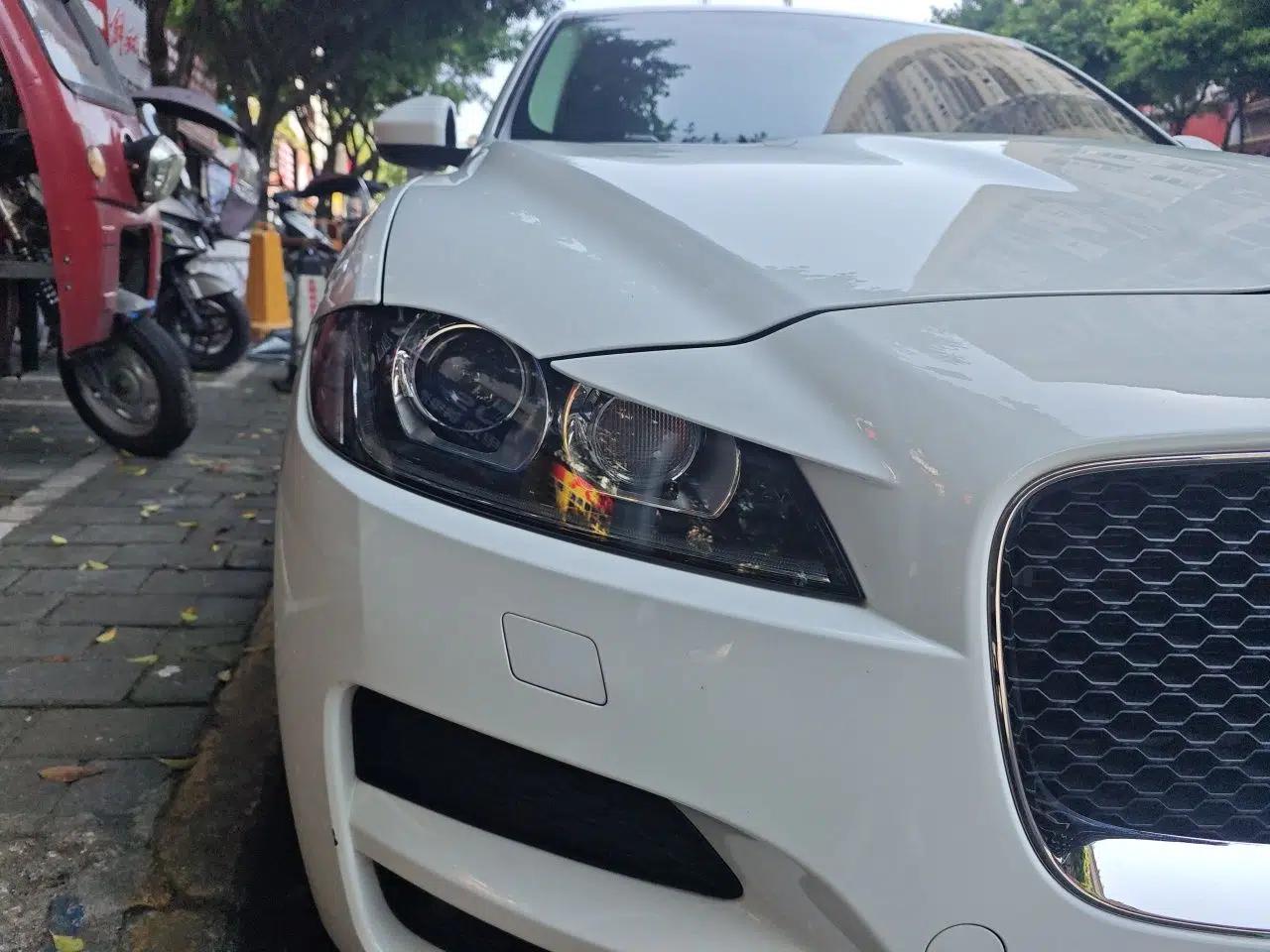 Jaguar F-PACE 2016 2.0T Two-Wheel Drive Urban Luxury Edition — миниатюра 7