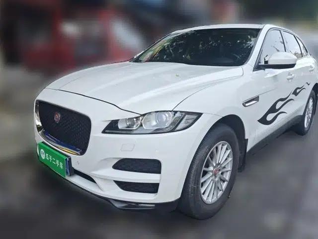 Jaguar F-PACE 2016 2.0T Two-Wheel Drive Urban Luxury Edition
