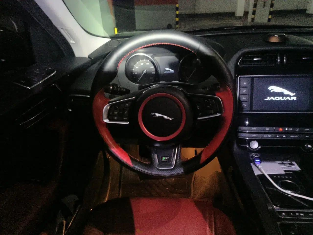 Jaguar F-PACE 2016 3.0 SC Four-Wheel Drive R-Sport Sport Edition — миниатюра 10