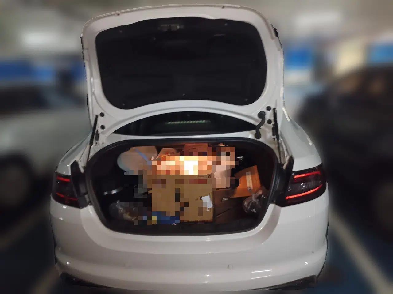 Jaguar XF 2015 XF 2.0T 80th Anniversary Collector's Edition — миниатюра 19