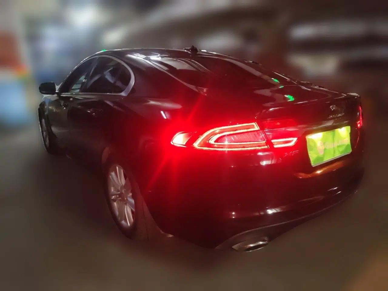 Jaguar XF 2015 XF 2.0T Prestige Edition — миниатюра 4